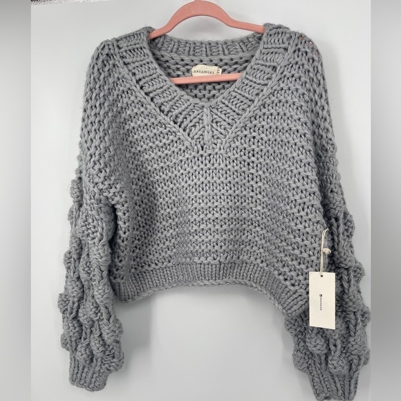 Dreamers Chunky Knit Sweater Size S/M Boho gray Artsy NWT - Picture 1 of 5